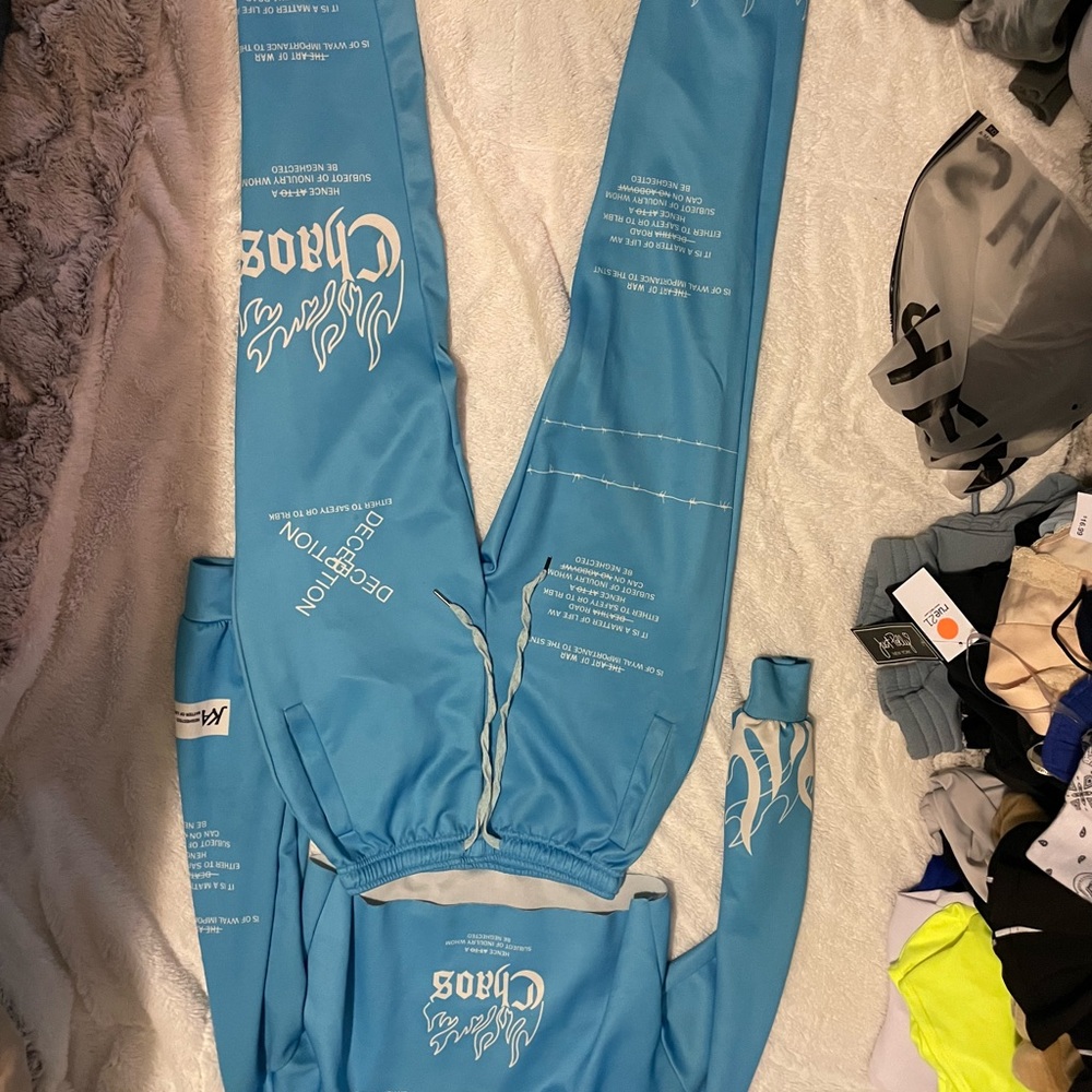 Matching Set - image 3